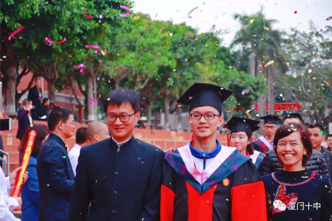 厦门十中高三年十八岁成人礼