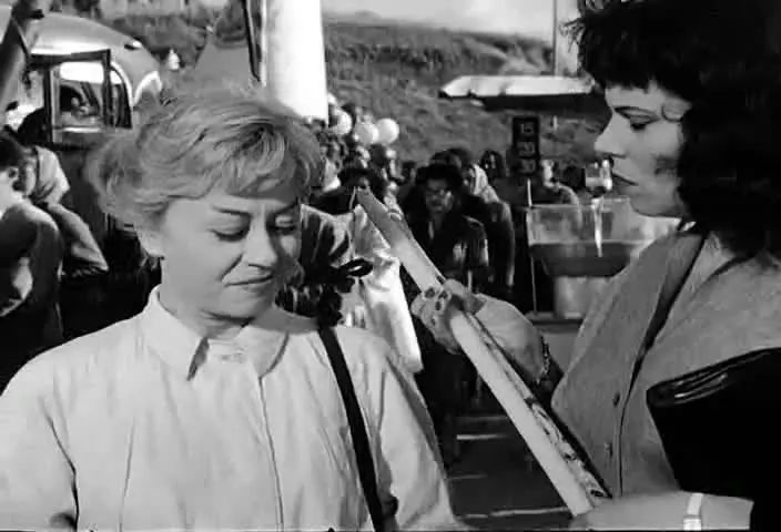 【意大利电影】《卡比利亚之夜》（1957）-2