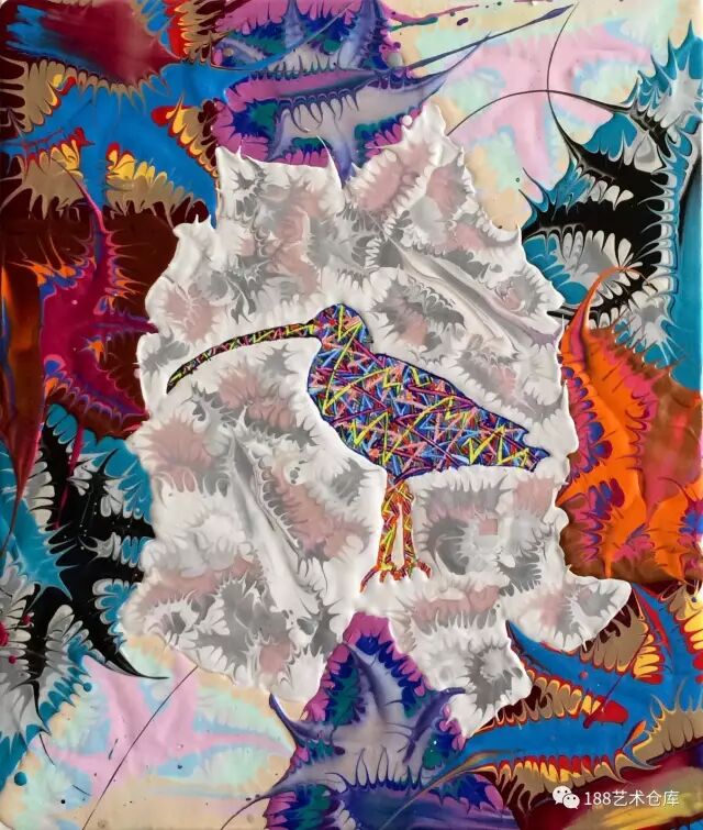 《饼干盆地》中/美艺术沙龙展