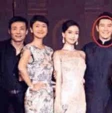 央视公开批评黄晓明赵薇:都是北影演员,你俩咋这么“另类”?