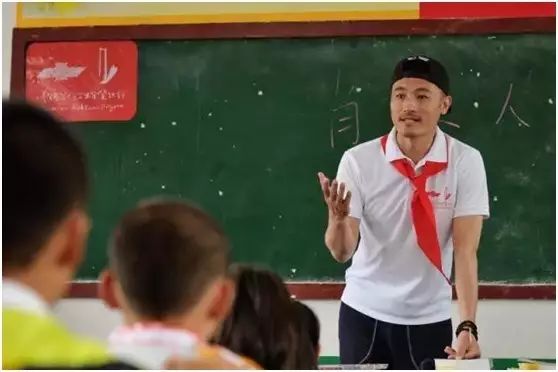 演技爆表的耿乐其实并非科班出身