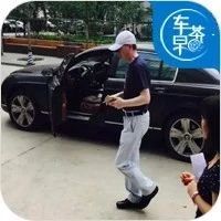 冯小刚、杨子、黄圣依都开啥车?太有钱了,一辆车贵过别墅