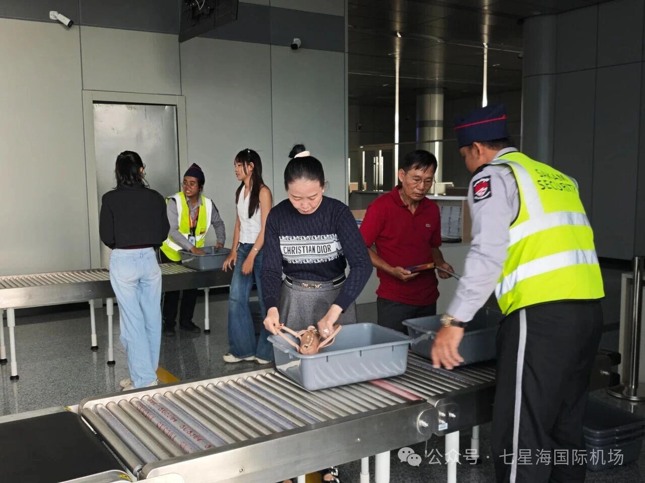 金边德崇国际机场首航七星海国际机场