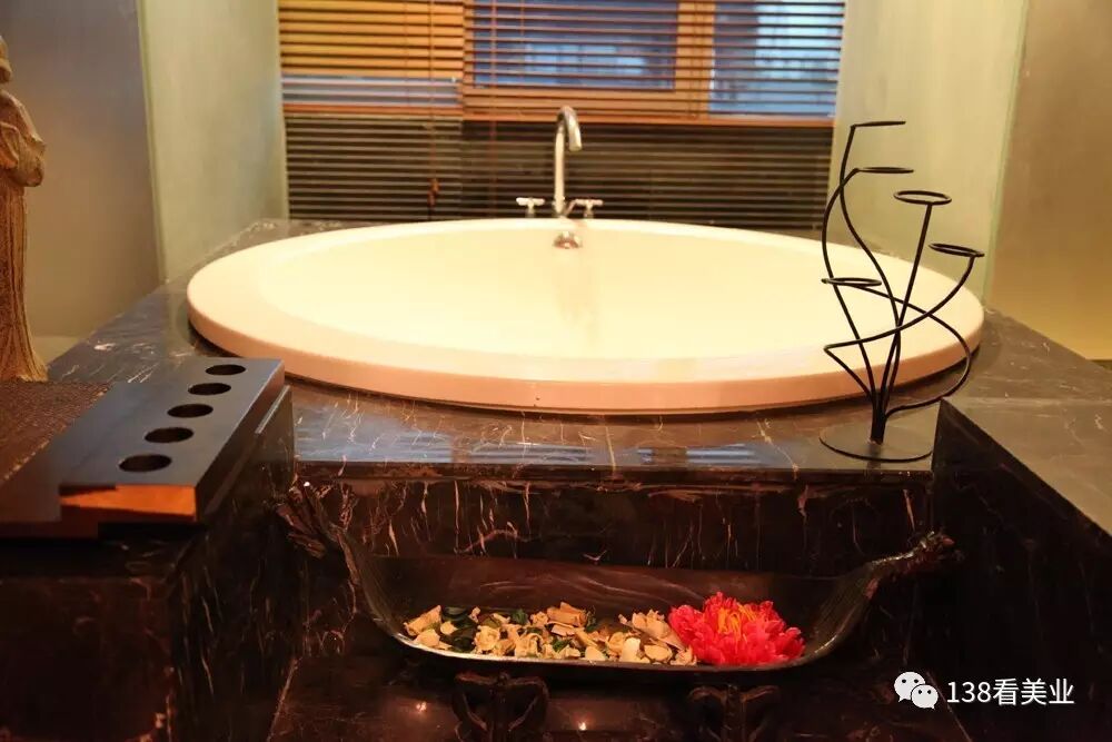 员工玩好朋友圈，美容院月入百万不是梦！