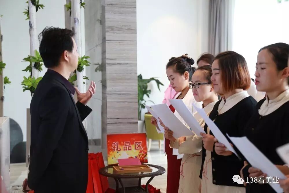 看一个团队是如何毁掉一家美容院的！