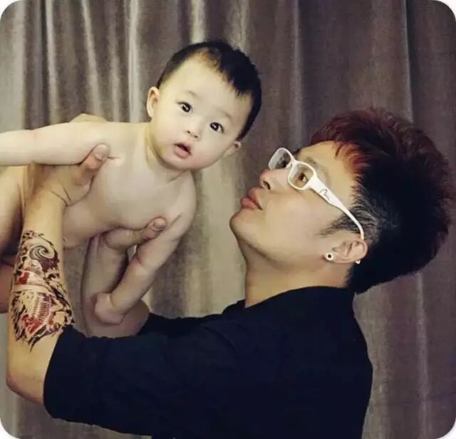 全家一起来，开启“真爸爸”修行之旅！