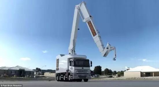 机器人瓦匠2天建一栋楼，工头再也不用叫我去搬砖了T_T