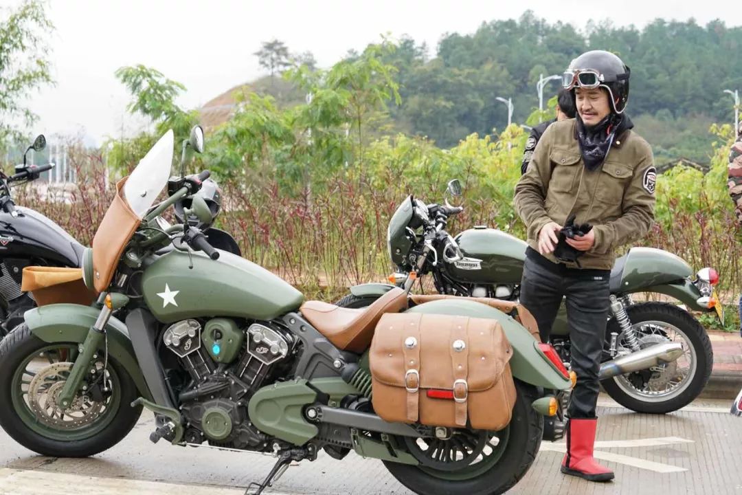 品牌 印第安侦察兵 型号和配置 侦察兵军绿色 车辆颜色 军绿色 车辆