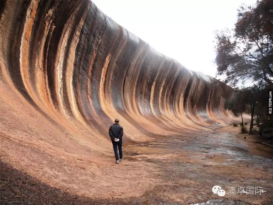 波浪石