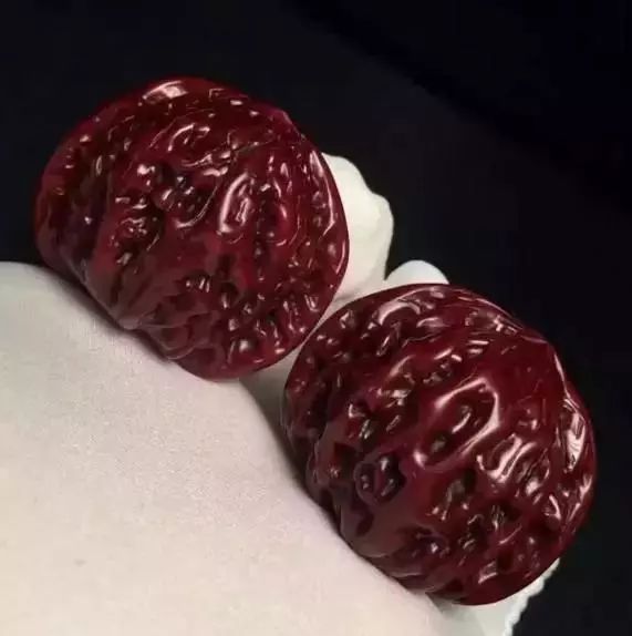 文玩核桃里的核仁还能吃吗?