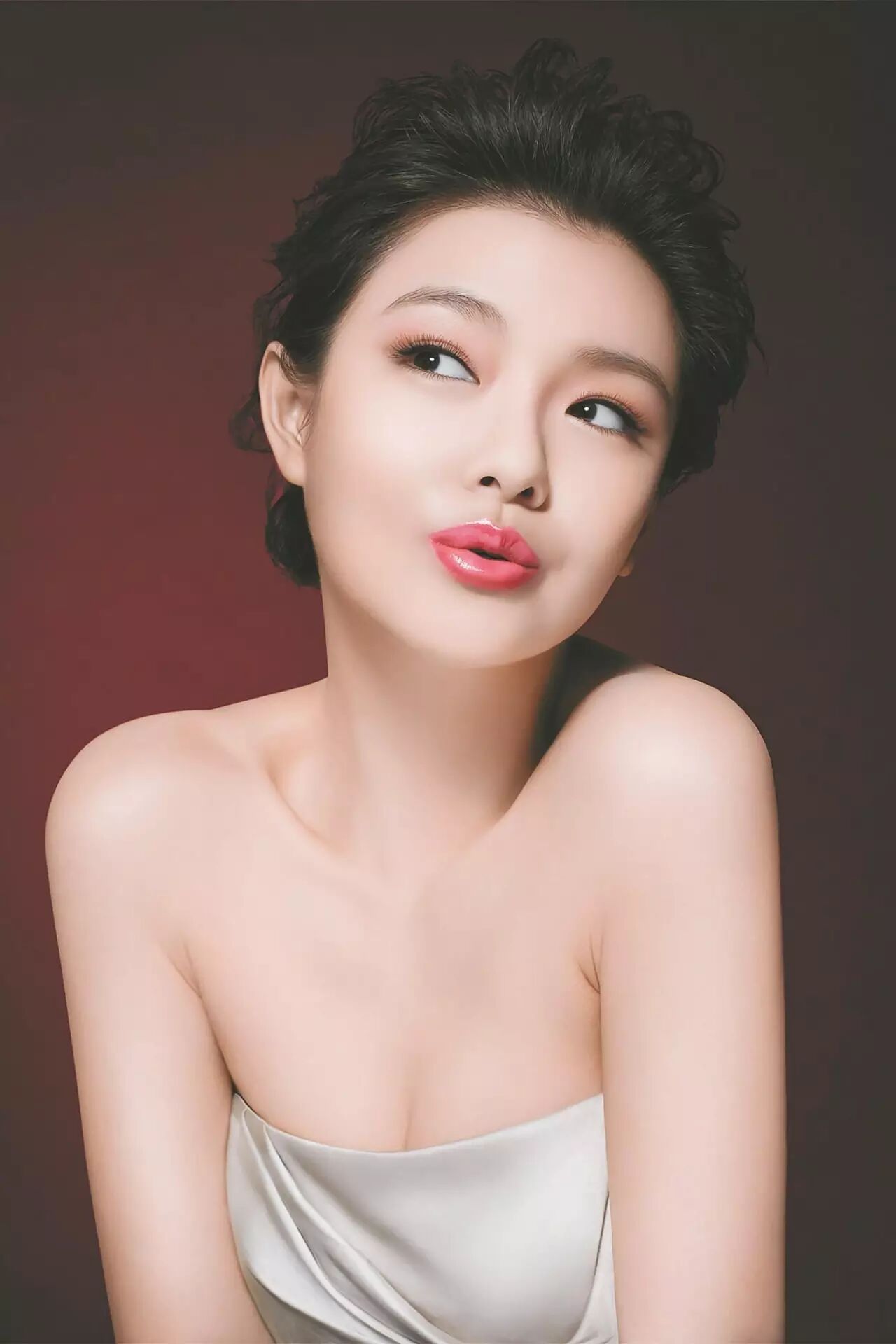 赏色 徐熙媛性感写真