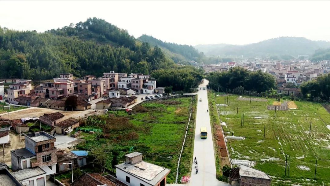 江美村精心打造红色教育阵地让红色基因代代传承