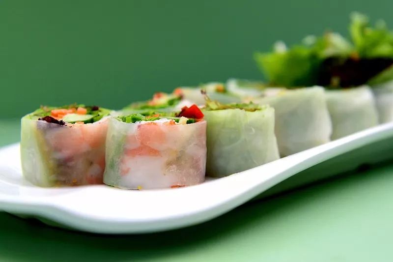 越式鲜虾米纸卷几乎已成为 越南菜的招牌