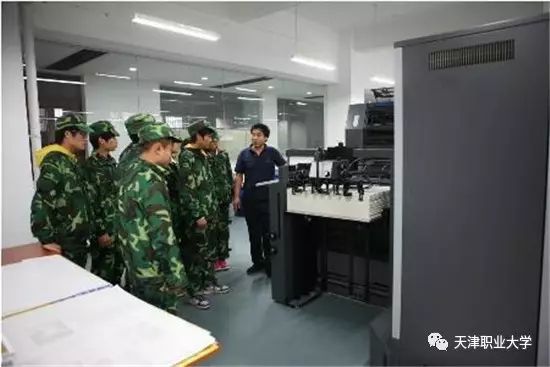 中國(guó)國(guó)際加工,包裝及印刷科技展覽會(huì)_印刷與包裝專(zhuān)業(yè)就業(yè)_包裝彩盒印刷多少錢(qián)
