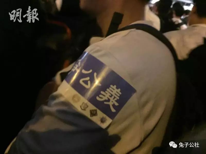 3.3万香港警察愤怒了！争公义、还法治，旺角燃起“烛光之海”