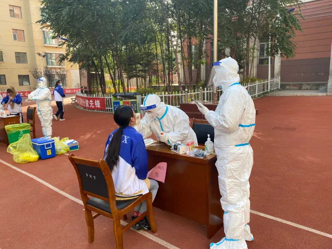 抗击疫情 藏医人在行动——性爱直播
争做“疫勇军”·护航群众健康(图7)
