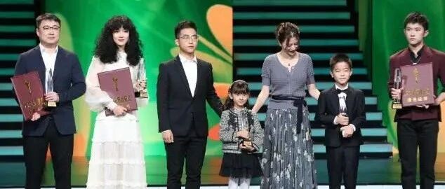 年仅10岁提名百花的韩昊霖,你的存在&ldquo;羞辱&rdquo;了整个娱乐圈