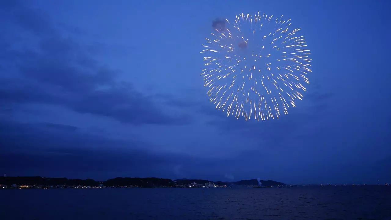 镰仓永远是夏天,人们永远在恋爱|到处走走
