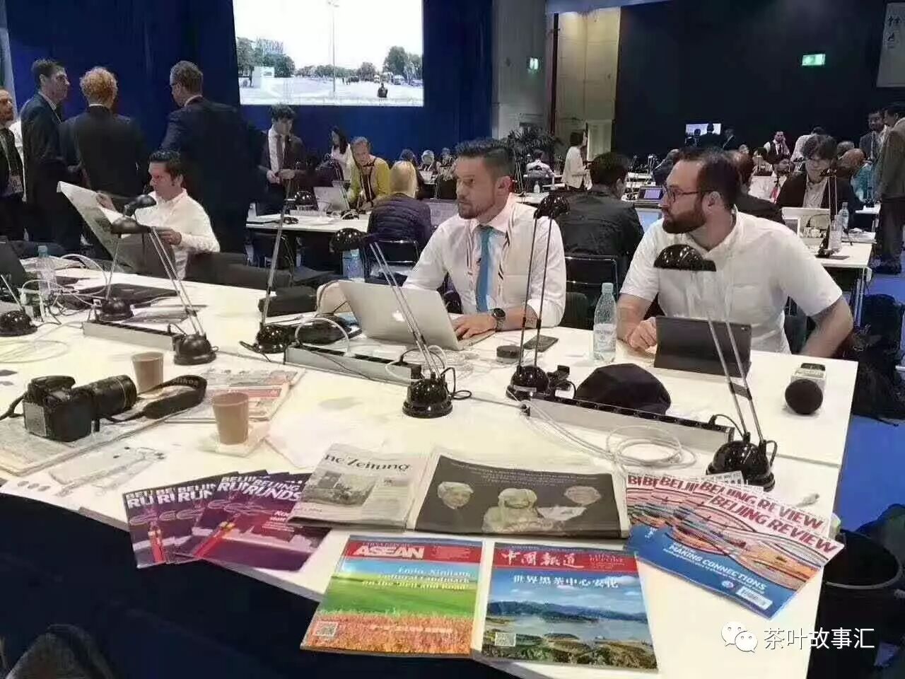 震惊在德国举行的G20峰会上，出现了“中国名片”黑茶！