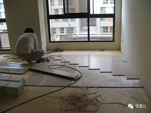 富林地板天料木_40平鋪木地板大約多少錢(qián)_荷木 地板