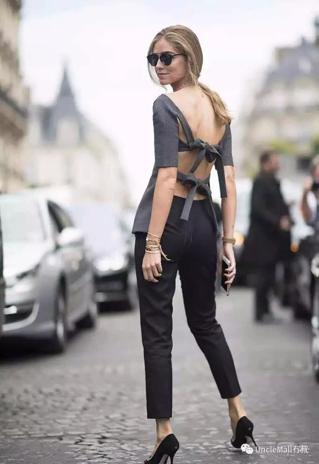 红底高跟鞋的牌子_高跟鞋红底鞋_红底高跟鞋是什么牌子