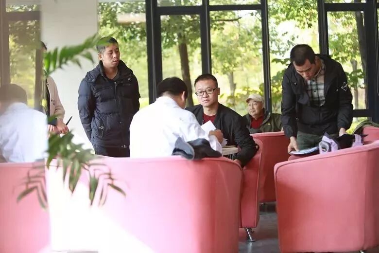 武汉义诊?爱在路上