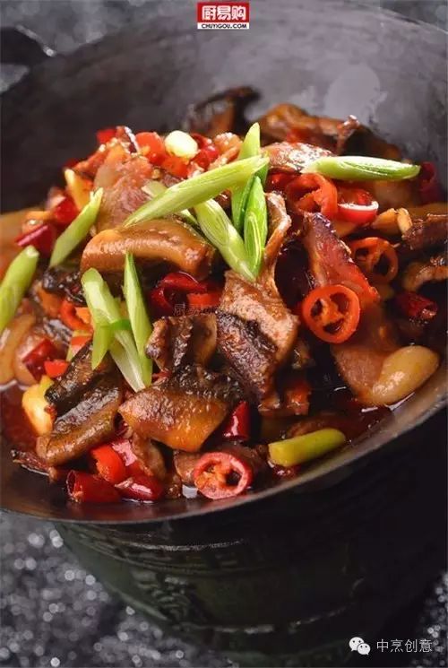 干锅腊肉鳝鱼