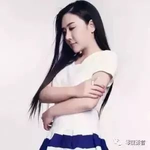 莫文蔚一首《爱情》,现场大合唱,唱哭了!