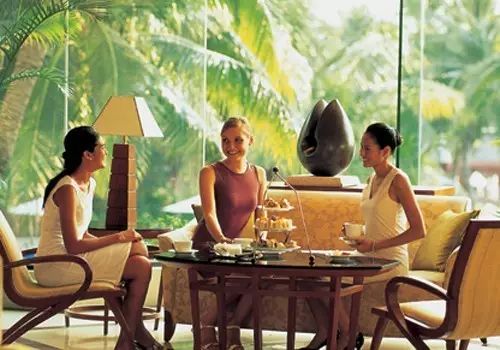 美容师与顾客沟通时应注意的事项！