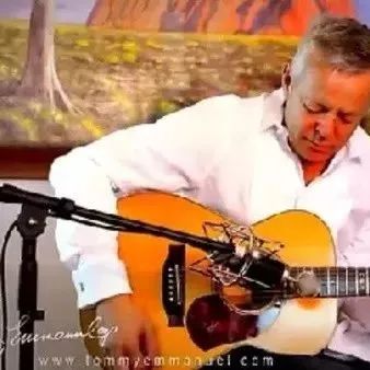 吉他指弹大师Tommy Emmanuel-《Angelina 》