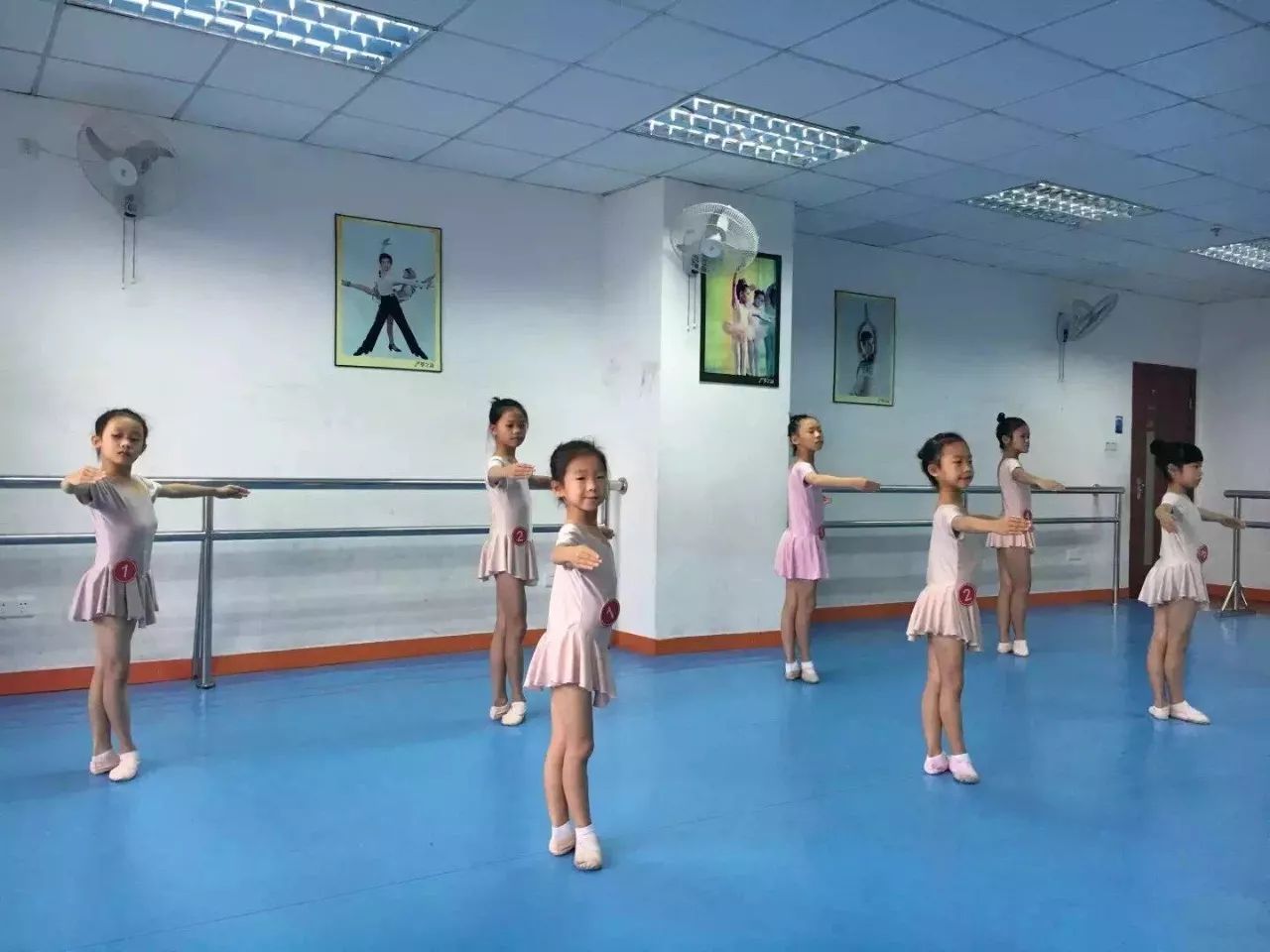 【倒计时】2017年北京舞蹈学院芭蕾舞考级