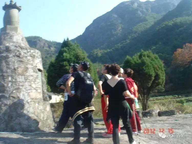 永嘉东岸的麻谷寺古道至西叶村，经行禅村，下行北岙村为终点。是一条让人身心愉悦的古道连接线路！