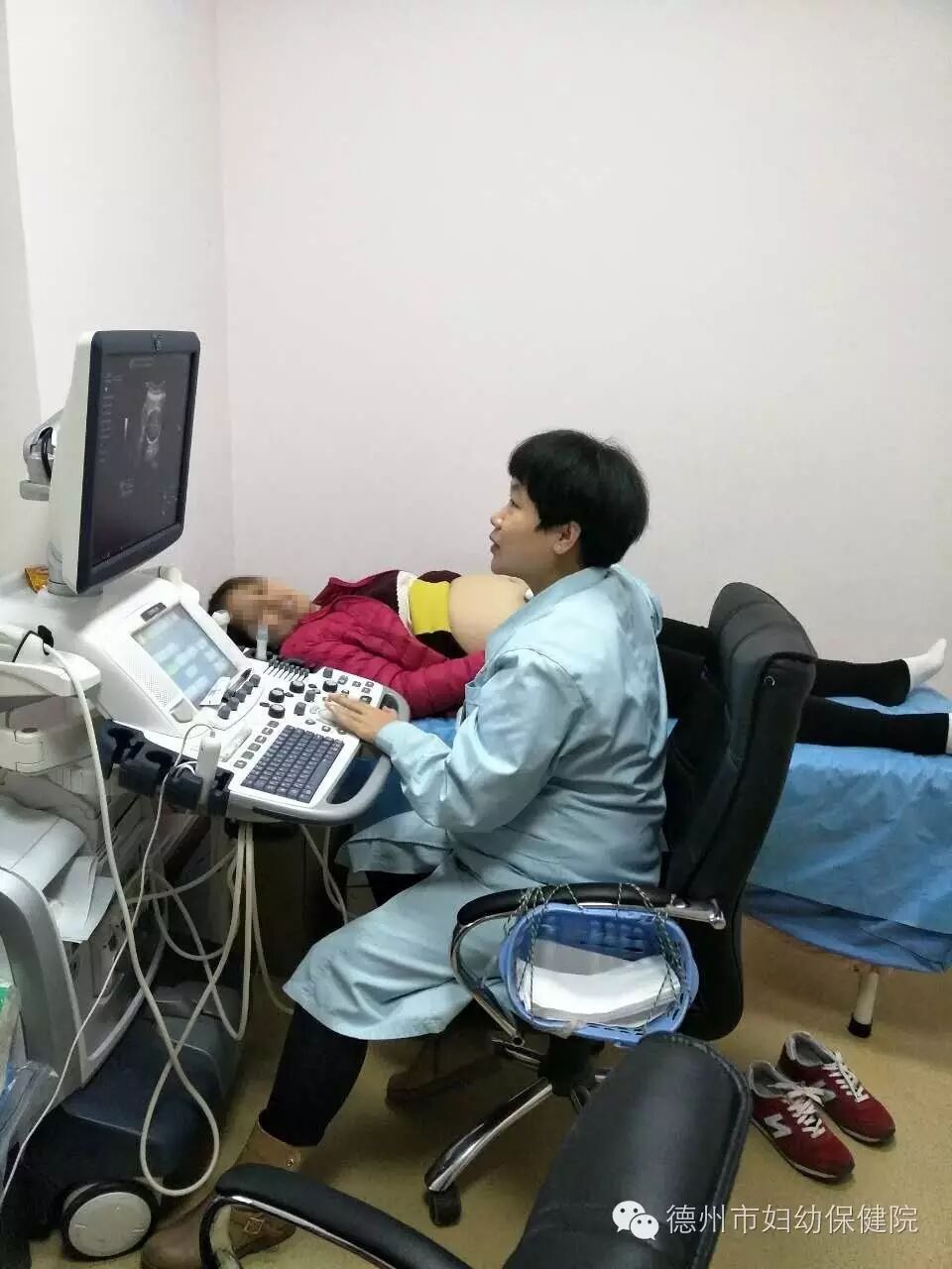 围观 “二胎时代”下的医护孕妈居然是酱紫的.-怀孕期