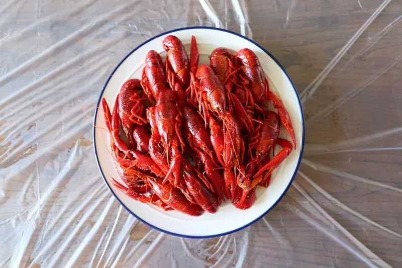 连汤带虾直接入锅煮就好