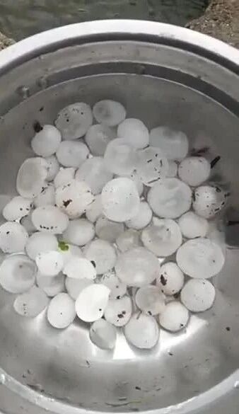 冰雹+暴雨+大风！白昼如夜！大范围强对流天气杀到！-6