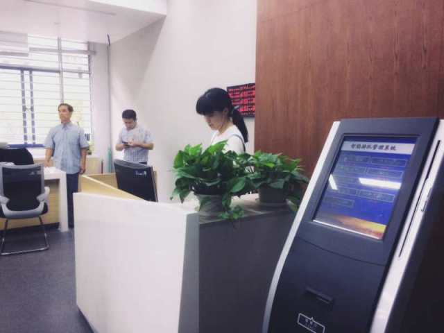 重磅：东南大学综合服务大厅开启一站式服务啦！(东南大学服务中心)