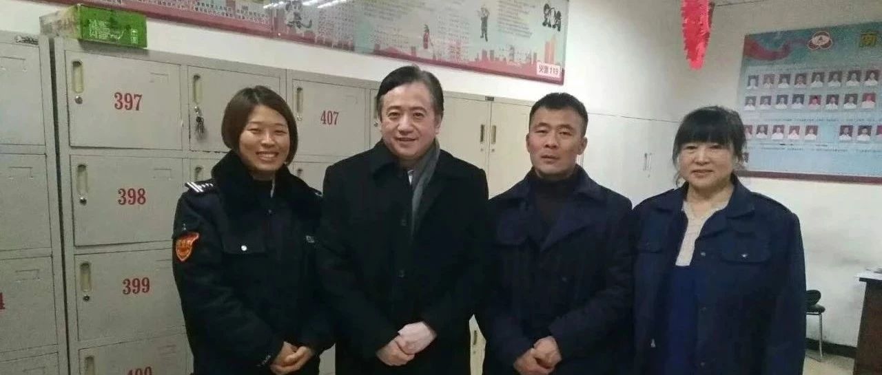 长春市委副书记 代市长刘忻到长春公交集团南通公司5路车队检查夜间安全生产情况