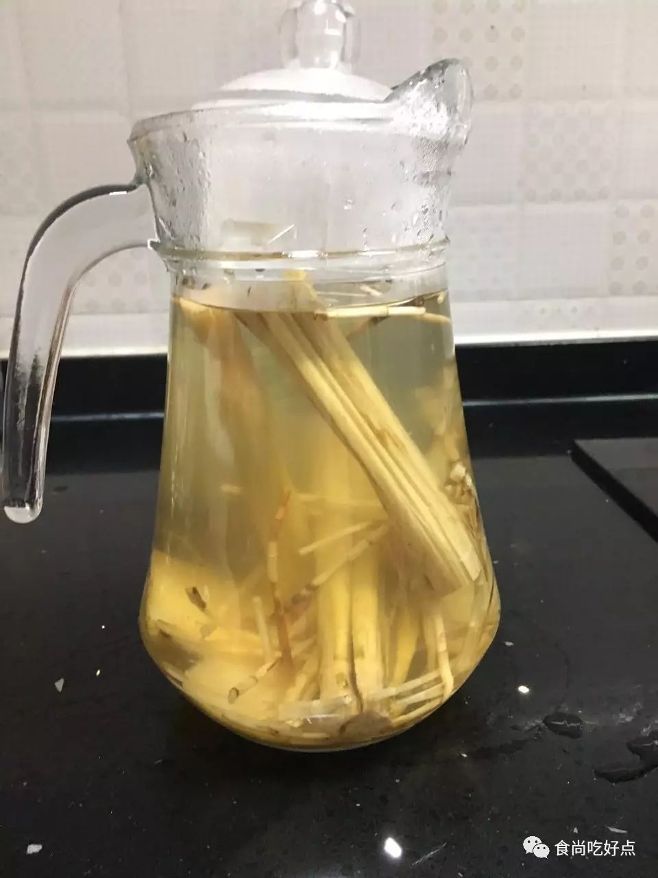 想要清甜入肺,来一杯雪梨干竹庶茅根水