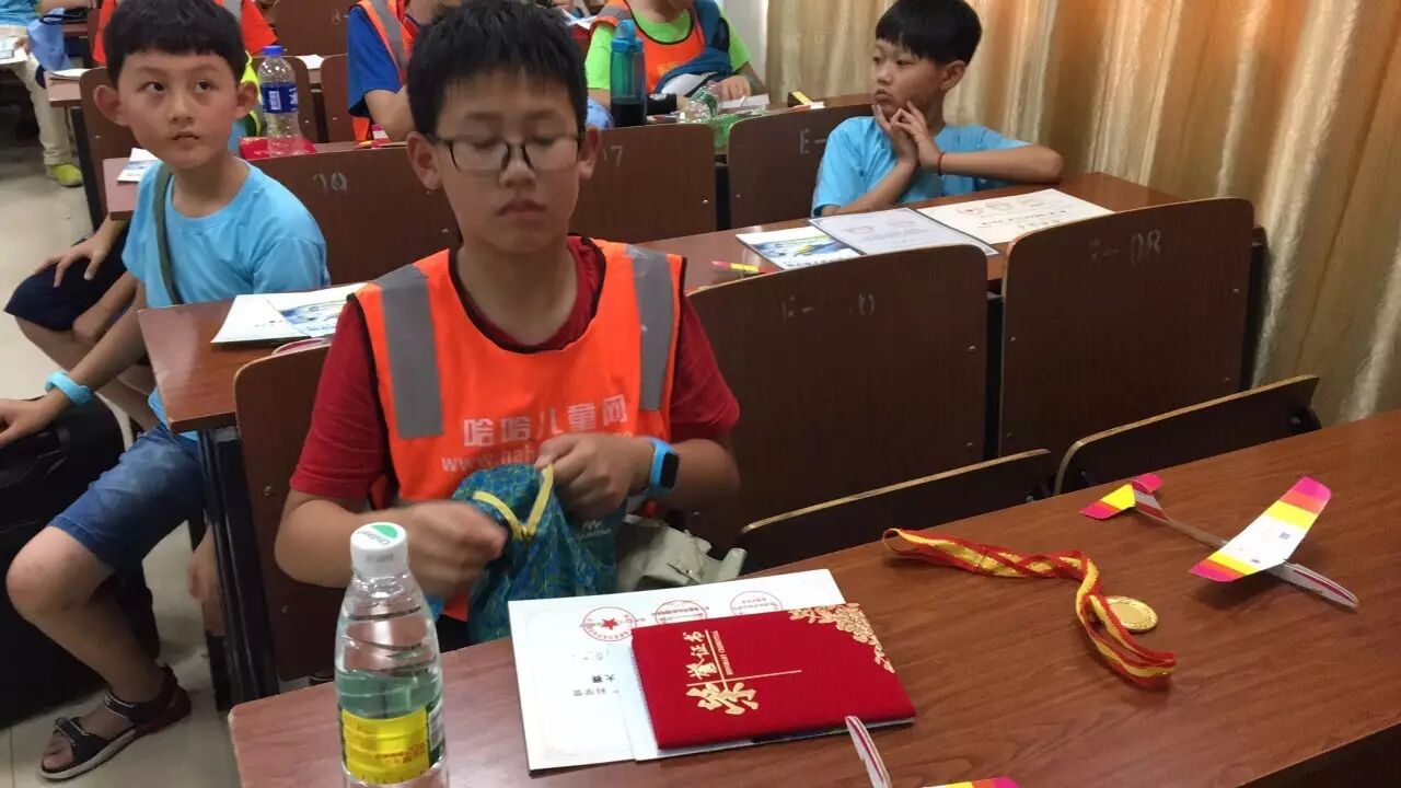 航空模型制作教程_航空模型制作_航空模型制作折叠翼弹射飞机