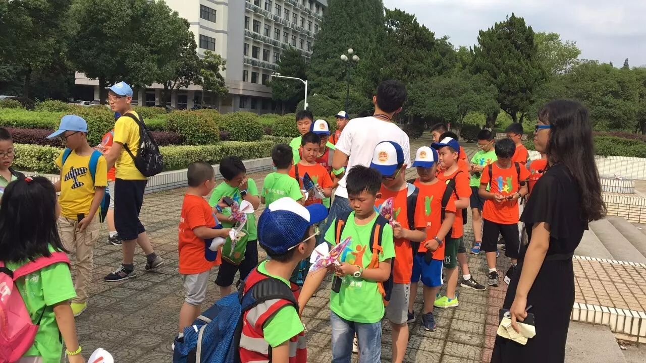 航空模型制作折叠翼弹射飞机_航空模型制作教程_航空模型制作