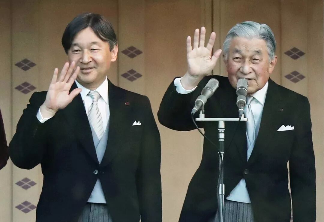 日本新天皇太有料! 牛津学霸 浪漫情圣 娶美女外交官 出生在仓库的皇太子