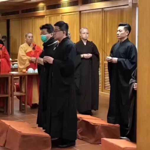 刘德华被曝剃度出家?真相竟是……