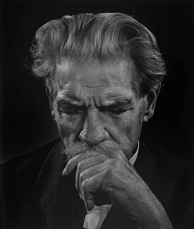 拍摄灵魂的大师 | 尤素福·卡什