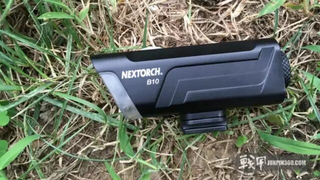 纳丽德B10（BLACK）高亮骑行车灯评测报告插图10