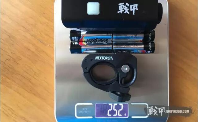 纳丽德B10（BLACK）高亮骑行车灯评测报告插图19