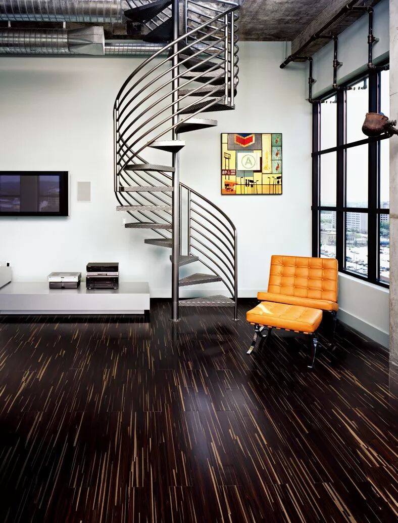 摩登大厦1号FM6999