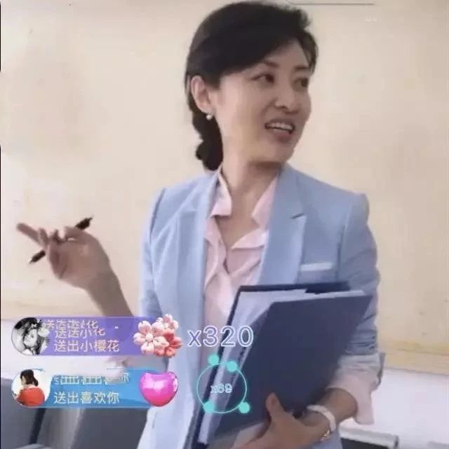 周涛的美让人看了舒服,董卿没法跟她比,不管是五官还是气质!