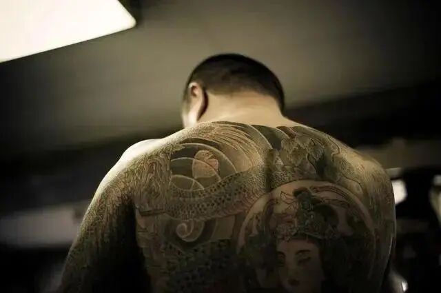 日本黑社会拒领政府抗疫补助金