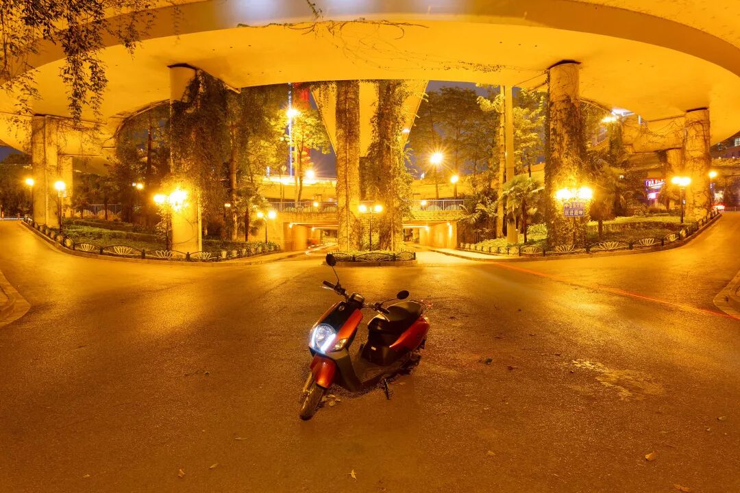 “净”在一座城丨一组超文艺超惊艳的照片送你