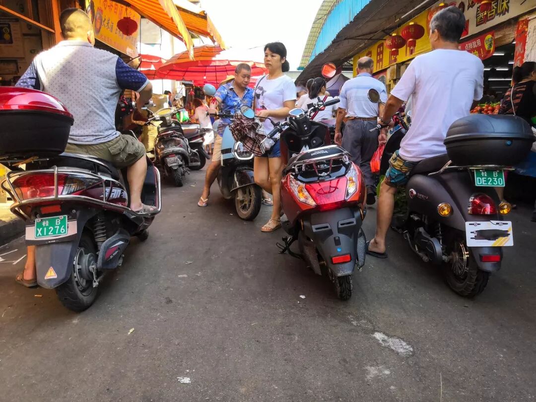 “净”在一座城丨一组超文艺超惊艳的照片送你